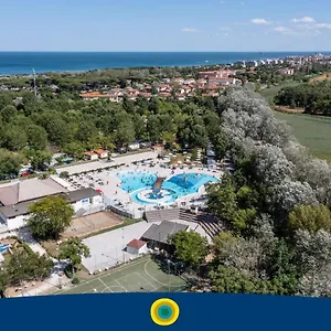 База отдыха Club Del Sole Adriano Family Collection, Пунта-Марина