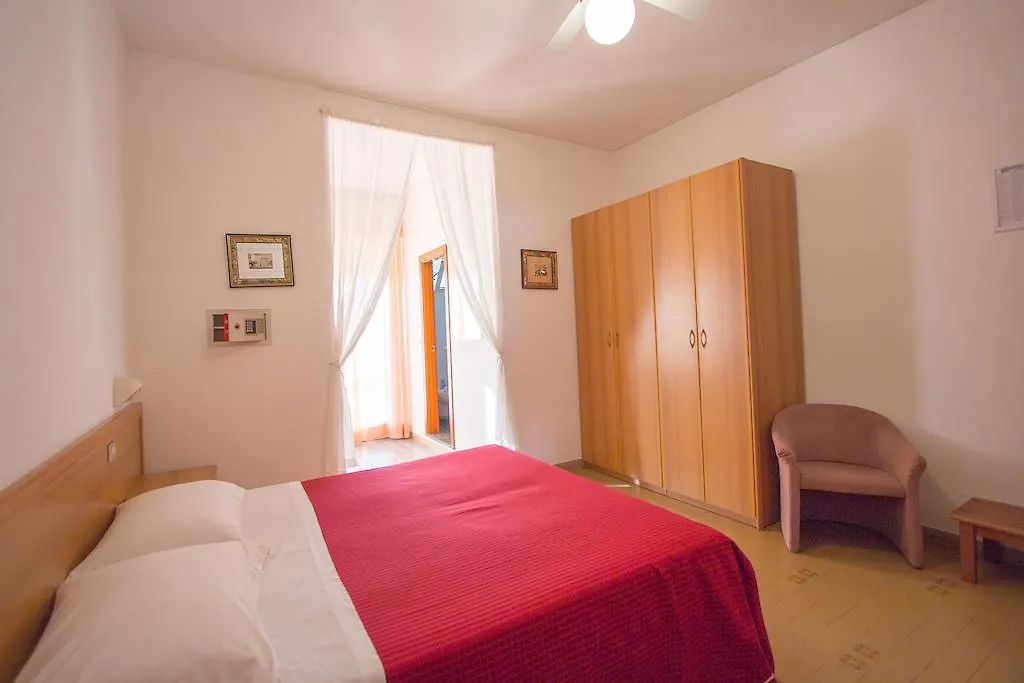 Hotel Casa Portofino Rooms&Breakfast Cesenatico